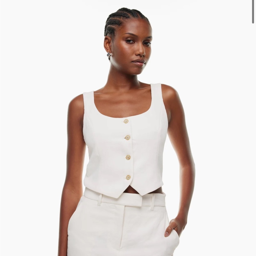 Aritzia Vest Top never worn